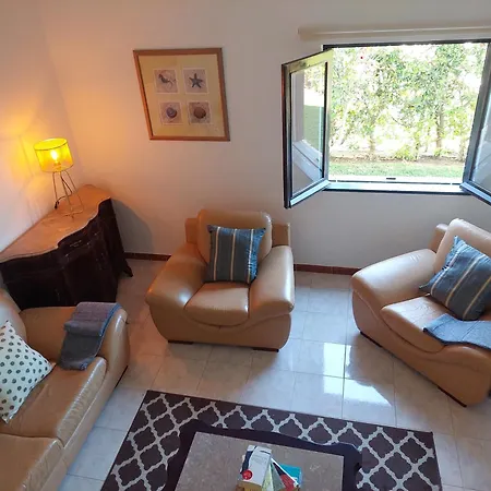 Lucia, Olhos D'agua, * Albufeira