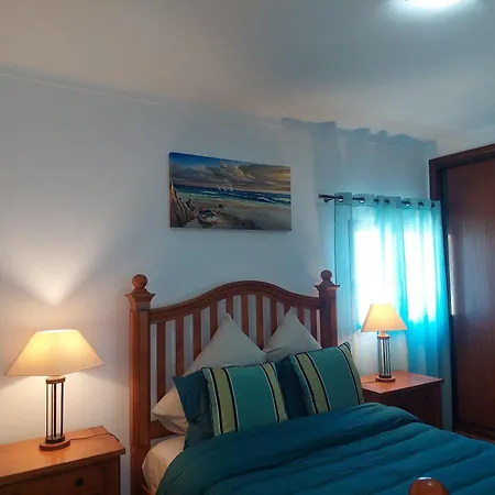 Lucia, Olhos D'agua, Albufeira